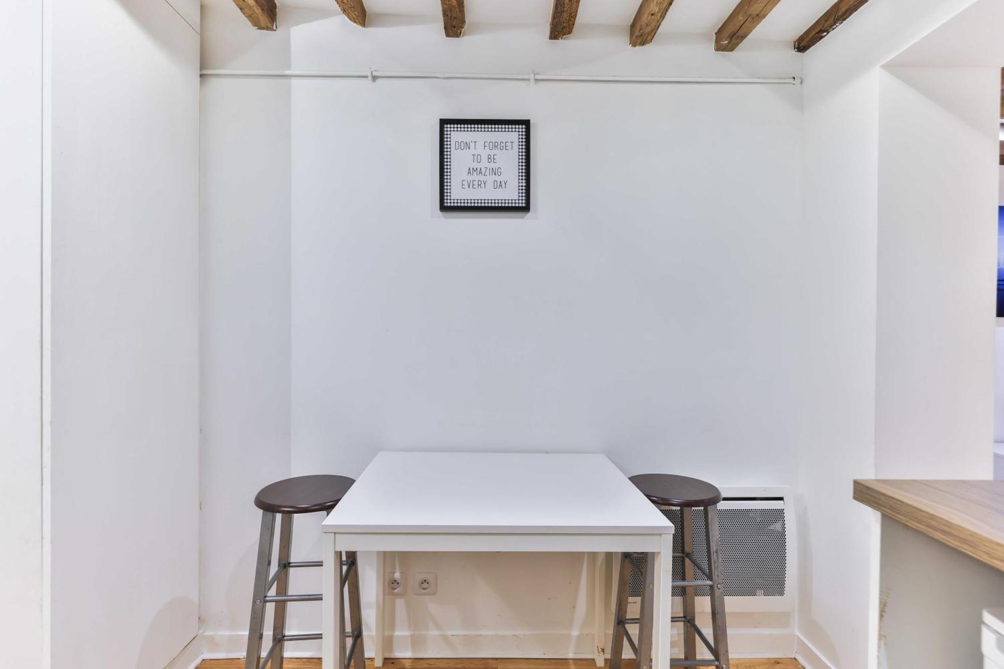 Dazzling Studio Caire Apartment Париж Екстериор снимка